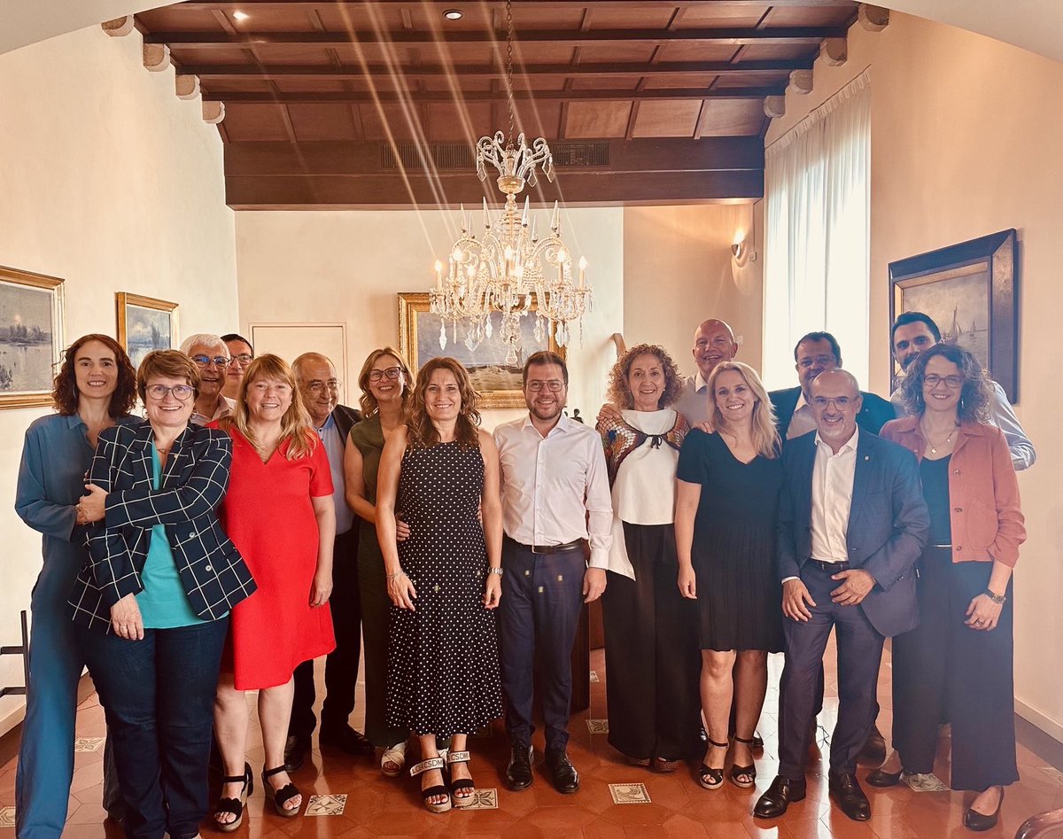 Esther Niubó 🐟 tweet media