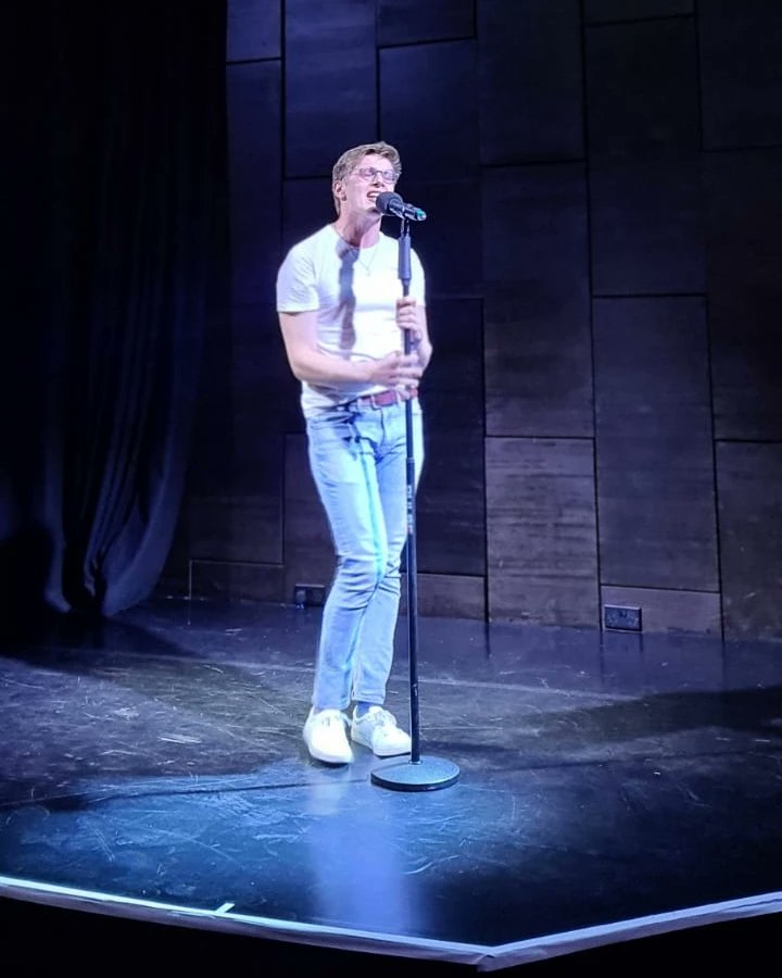 MatthewP_C's tweet photo. A Force Ghost sings from 'Bridges of Madison County' and Mika. (1847, Colourised).
Lovely to perform at Tread The Boards 3 @TheOtherPalace last week for @BenKelleher https://t.co/1kkqAA0iGx