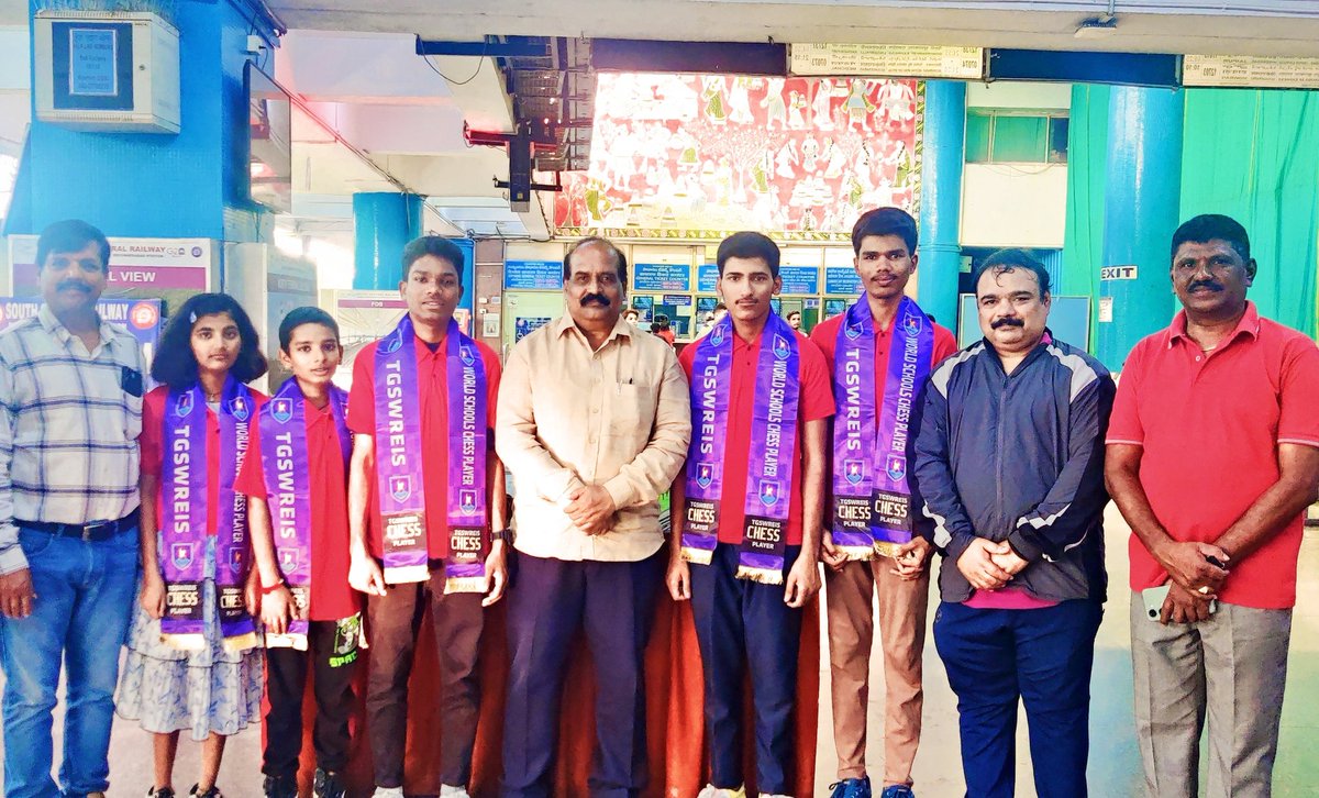 DrJabbu's tweet photo. Chess Hero's Welcome! Congratulations TSWREIS Chess Team on their  outstanding performance at the WORLD SCHOOLS CHESS TOURNAMENT-Thaskent! We're proud of their achievement &amp; excited for your future successes!" https://t.co/EajW7lqaZt