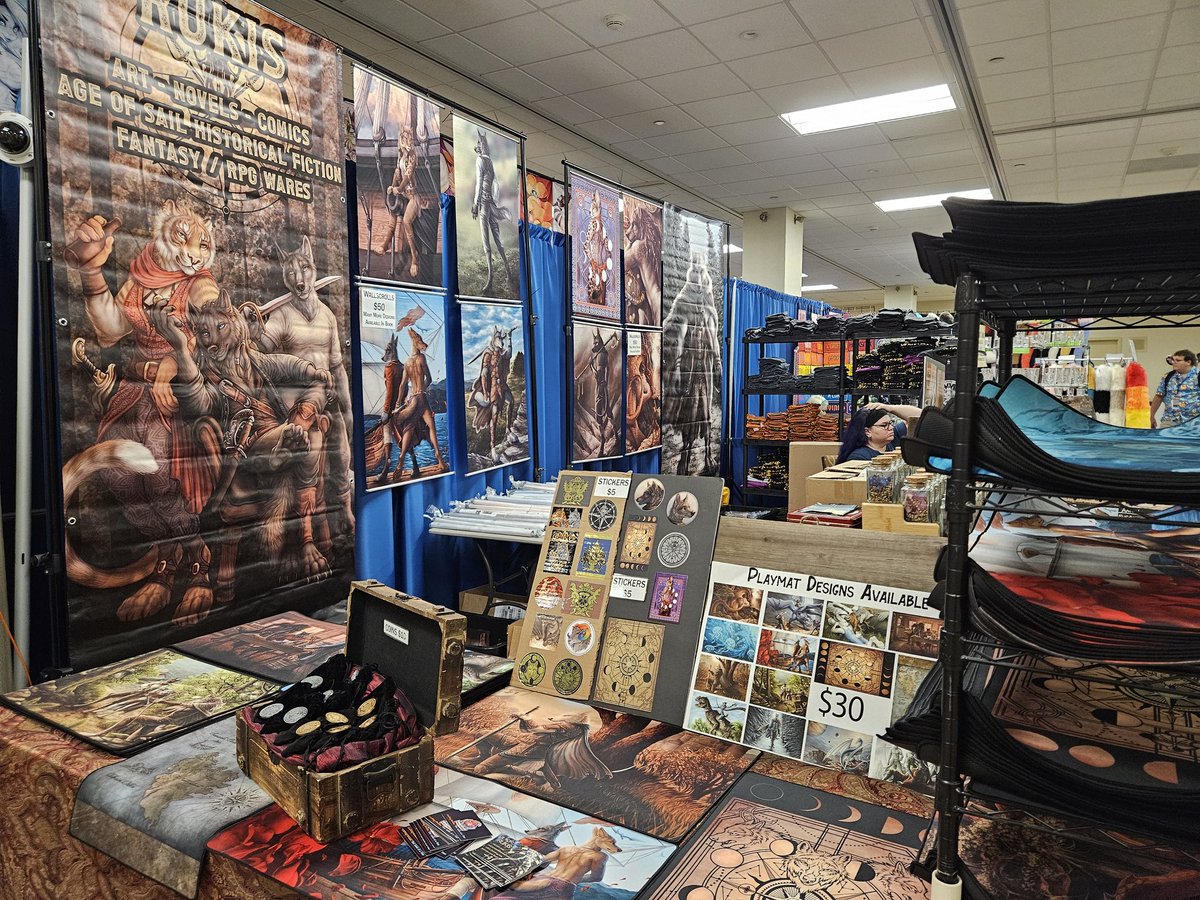 rukiscroax's tweet photo. Aaaaaand we are OPEN for business at the Furrydelphia Dealers Den! https://t.co/TZgV6e3OiA