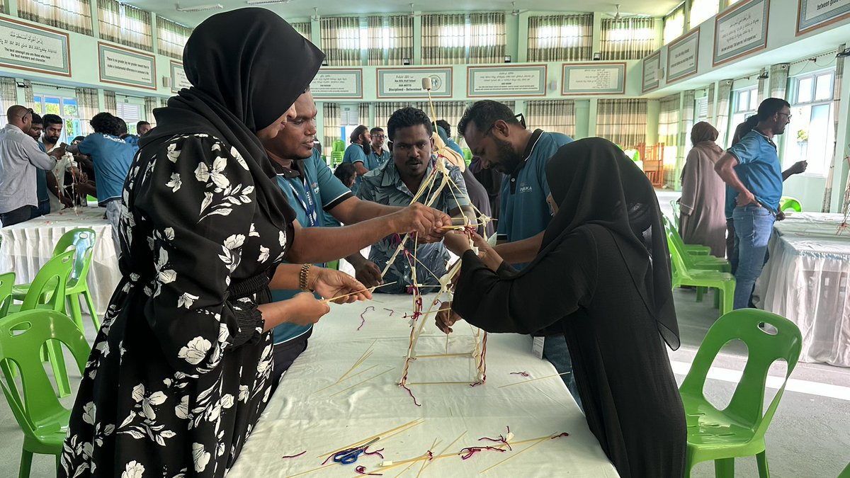 FahiTraining's tweet photo. Session two of @TeamFenaka CSET, Teamwork and leadership development session carried out with about 60 participants from over 24 station of Haa Alif &amp; Haa Dhaal atoll. 

#training #servicewithasmile #serviceindustry #customersatisfaction #customerservice https://t.co/J9Ans7CROY