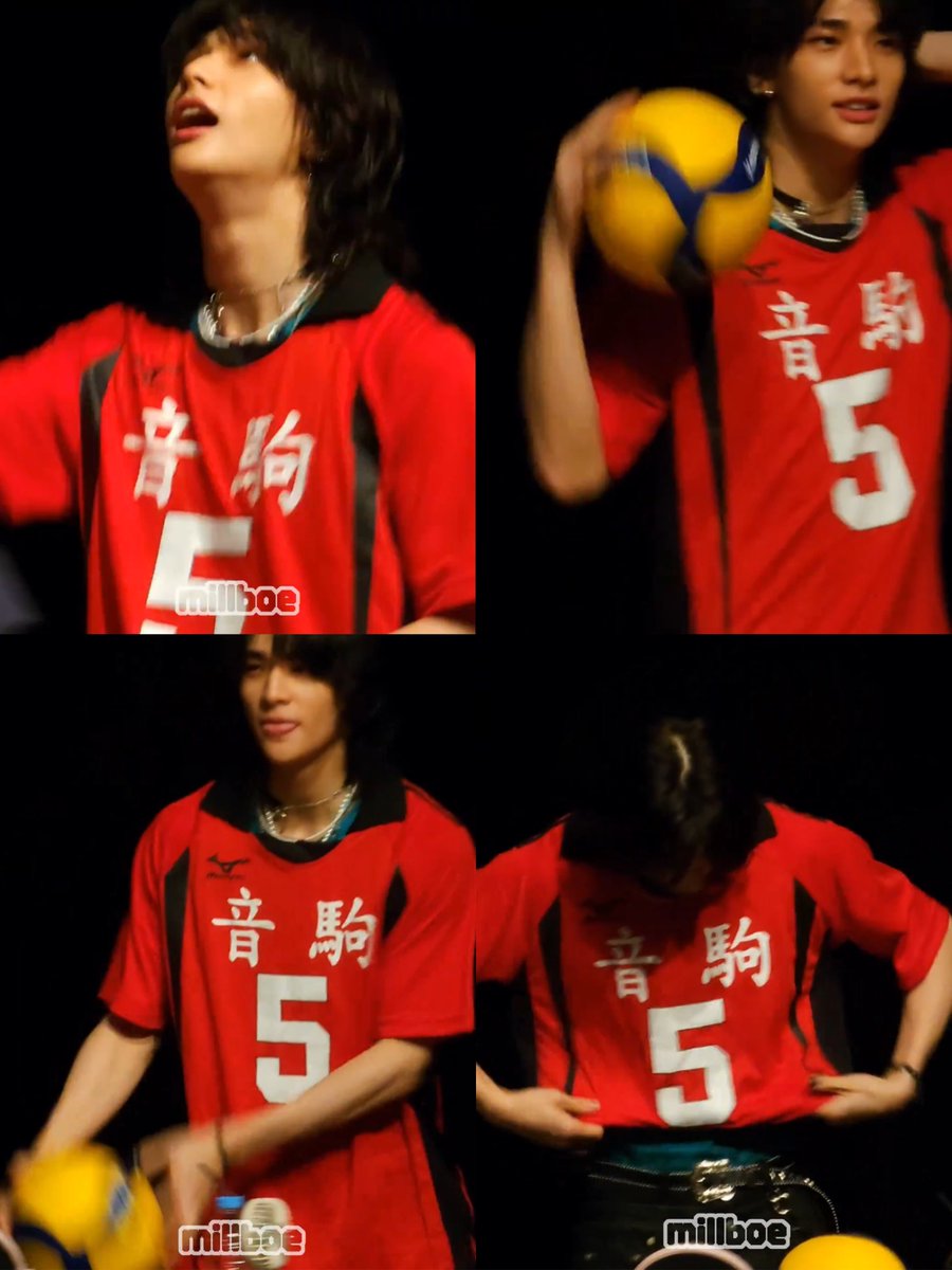 someone gave hyunjin a nekoma jersey (a volleyball team from haikyuu) and a volleyball OMG…. volleyball player hyunjin 😫
