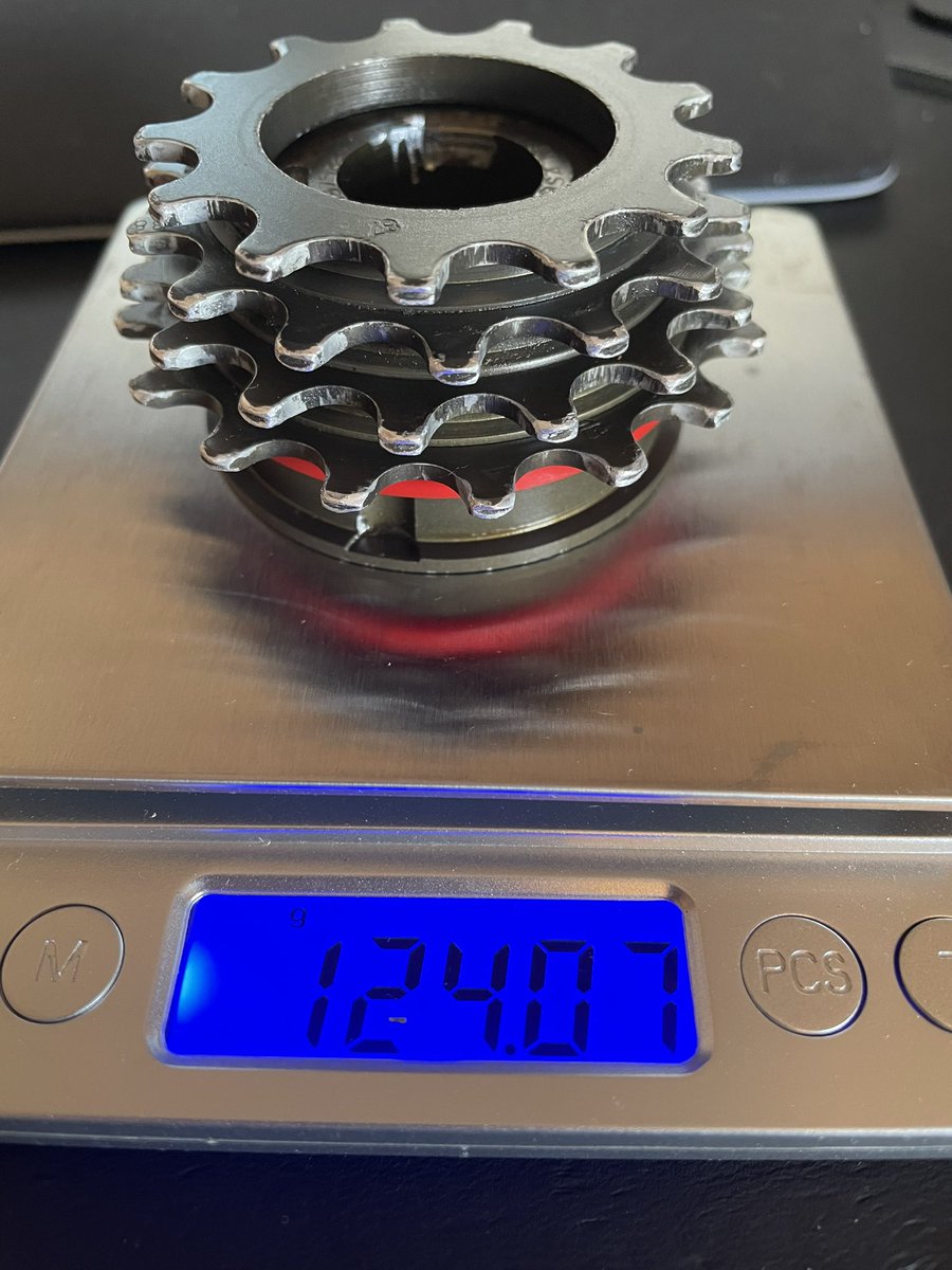 Managed to get the Maillard block apart, with these tools actually made by Maillard. Gave it a good clean and rebuild it King Alf style with a 4 speed 13,14,15 &amp; 16 sprocket ratio. This is almost identical to what Alf used on his ‘78 Record bike. Pretty impressive 124g 😊