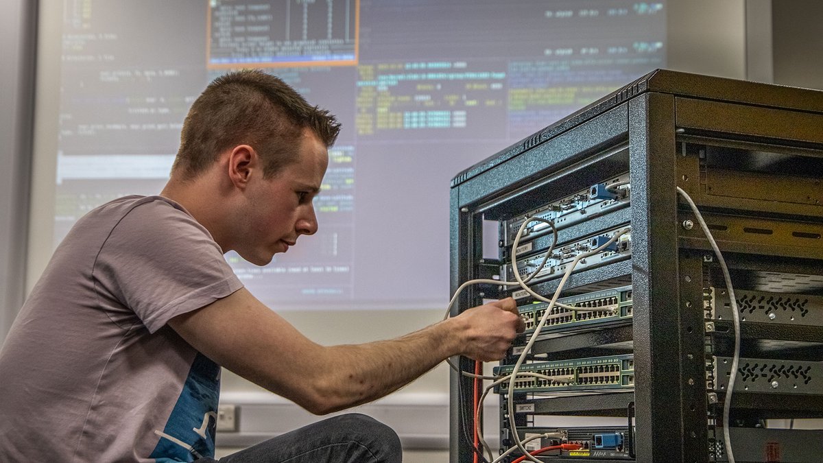 Interested in boosting your skills but don't want to commit to a full-time course? Consider the Modular Acceleration Programme!

This grant funded government scheme offers grant-funded tuition for single Higher Technical Qualification modules: bit.ly/4dAPF6V