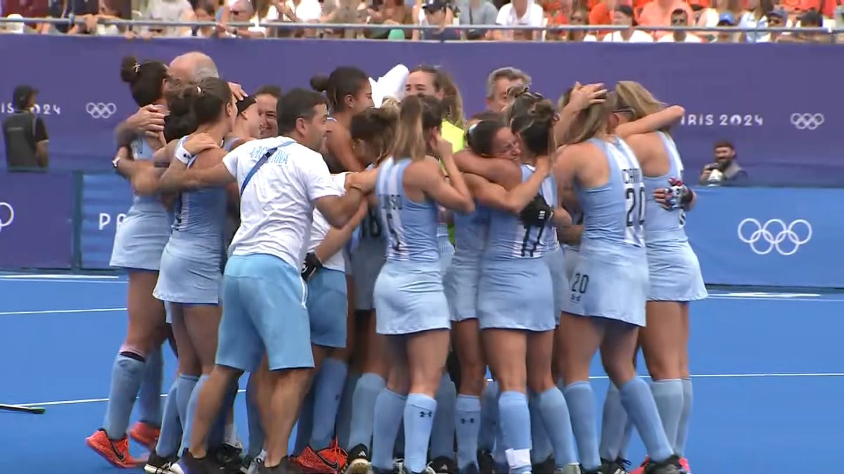 ¡VAMOS LEONAS!

GRACIAS. Argentina es OTRA VEZ medallista en Hóckey en Juegos Olímpicos.