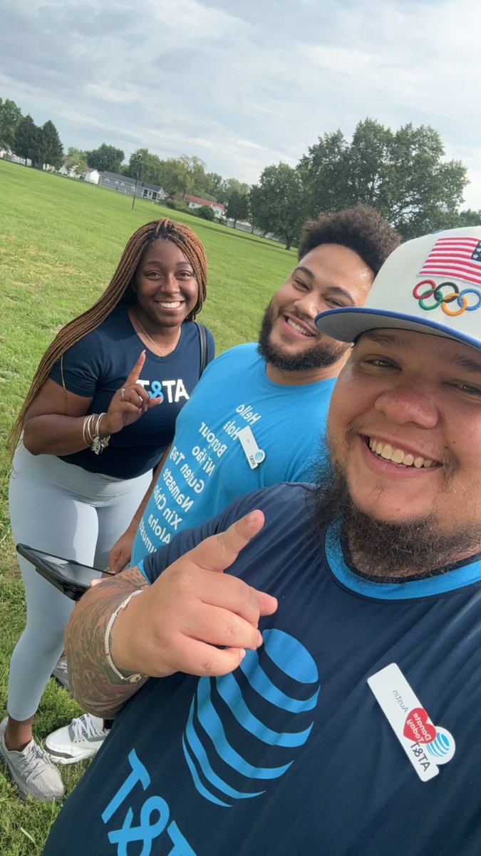Partnership with <a href="/AlexusRoberson1/">Alexus Roberson</a> from Florissant to spread the good news about AT&amp;T Fiber to our newly eligible customers in North County! <a href="/CoachAPacheco/">Alexandria Pacheco</a> <a href="/KattiaS_Ramirez/">Kattia S. Ramirez</a> <a href="/AlyssaMoore_12/">Alyssa Moore</a> <a href="/KAMOkonnects/">𝐾𝐴𝑀𝑂</a> <a href="/LifeAtATT/">Life at AT&T</a>