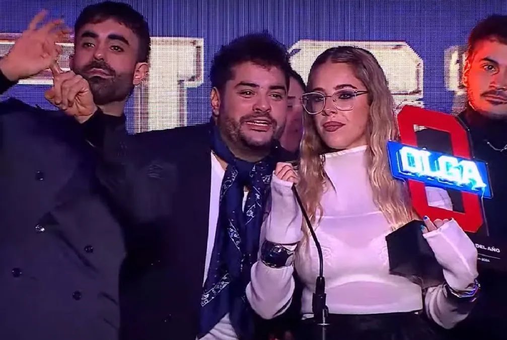 JAJAJA PARA HACERSE EL PORONGA ES EL PRIMERO PERO CUANDO LE VUELVE SALE A LLORAR. 💀⚰️💀⚰️