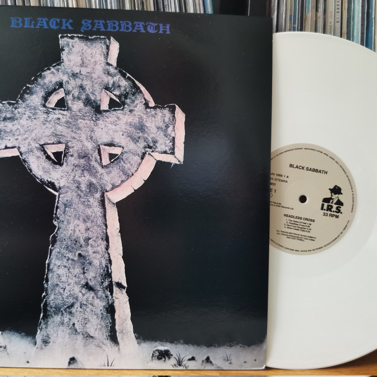 Musapäivystyksestä päivää. Miksi #BlackSabbath in levyjä myydään valkoisena?