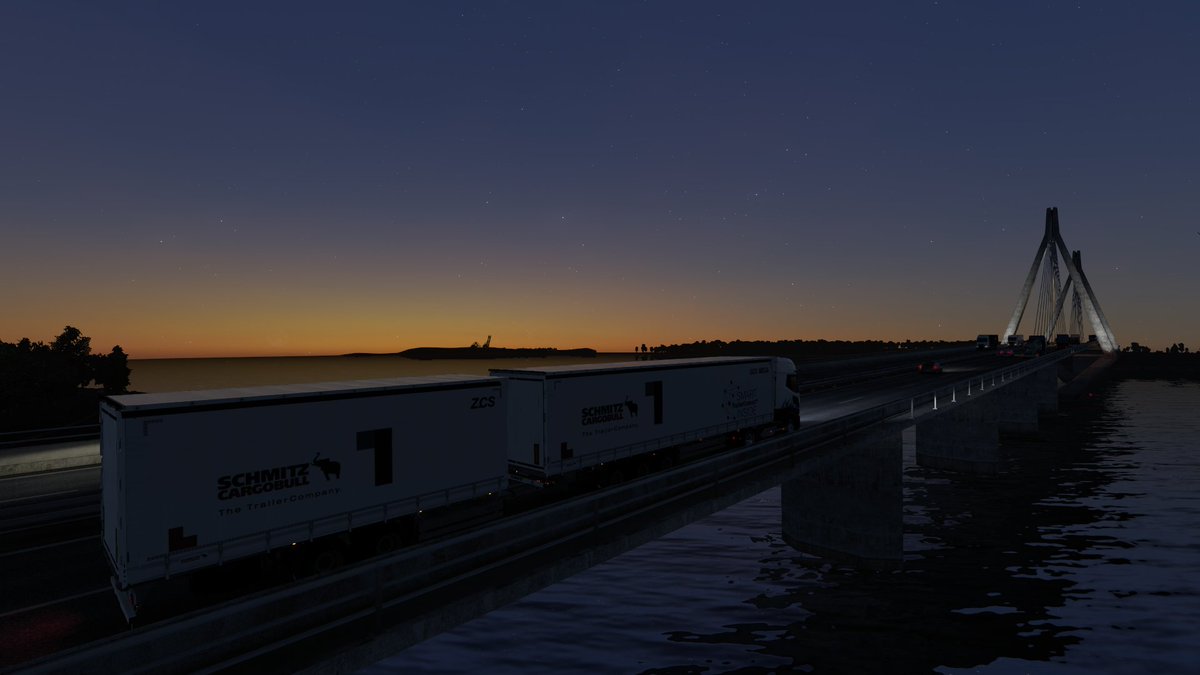 banasnap's tweet image. Danish roads, nordic vibes 🌆

Cruising with my DAF XG+ and the Schmitz Cargobull S.CS UNIVERSAL trailer, transporting nylon cord from Gedser to Esbjerg 🇩🇰

Denmark’s Nordic charm never disappoints — calm roads, lush greenery, and serene coastal views made the trip a true…