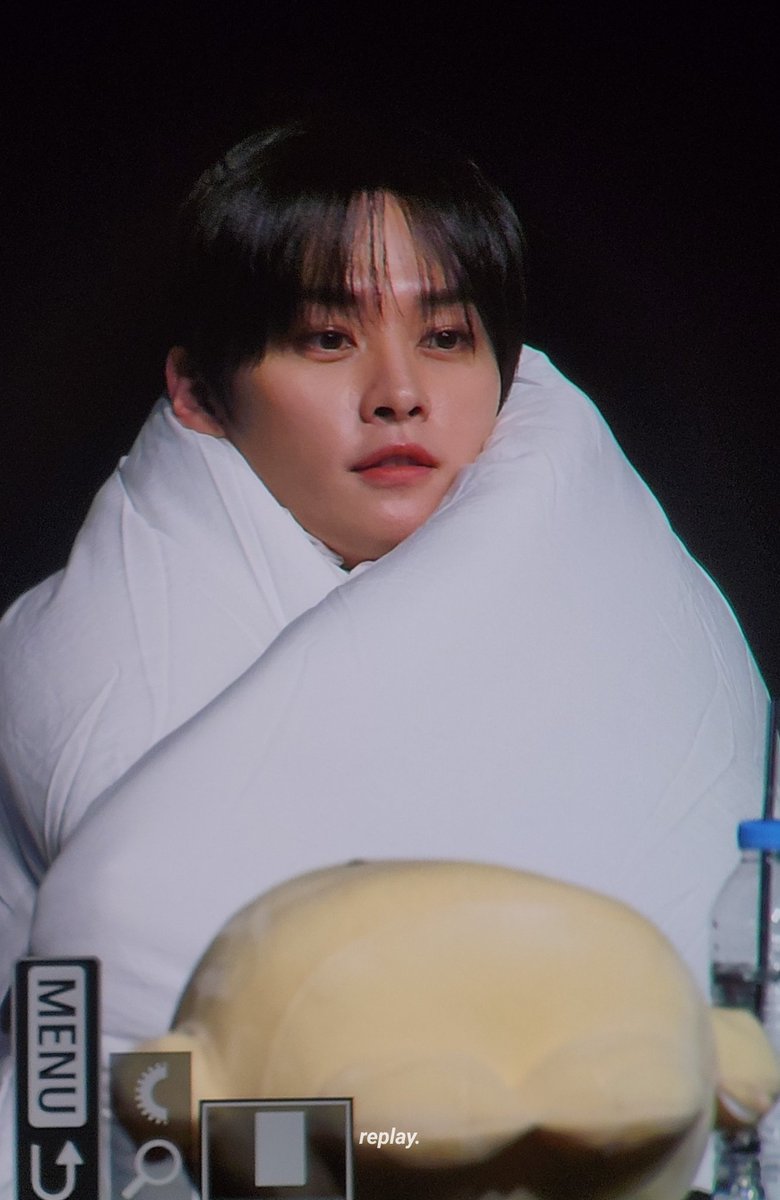 240809
#리노 #Leeknow #스트레이키즈 #Straykids