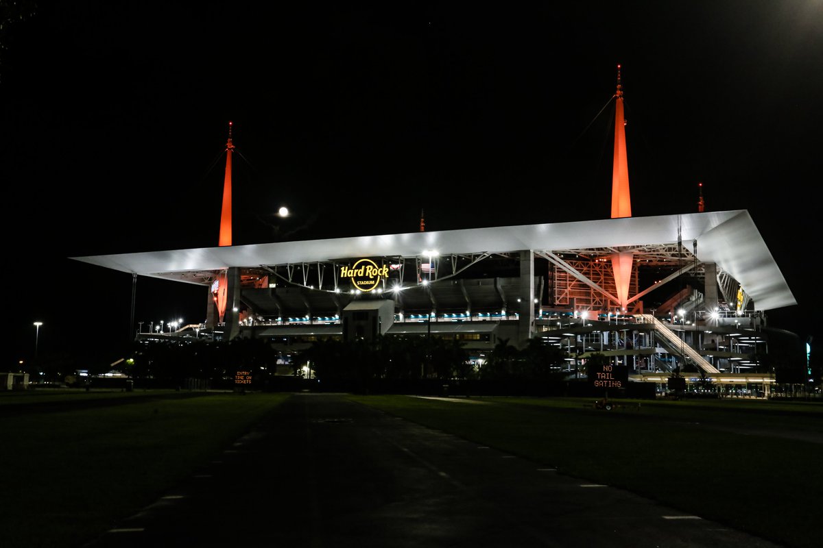 Miami Dolphins UK tweet media