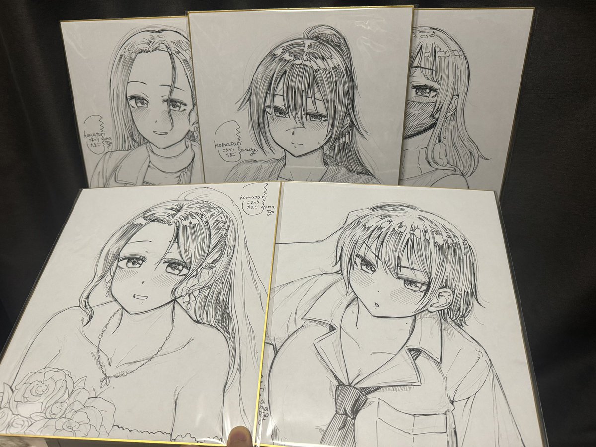夏コミ東2日目ユ09ab
サークル【たまごまつり】
1枚7000円でサイン色紙販売します〜!
買ってくれたら嬉しいです!(限定5枚!) 
