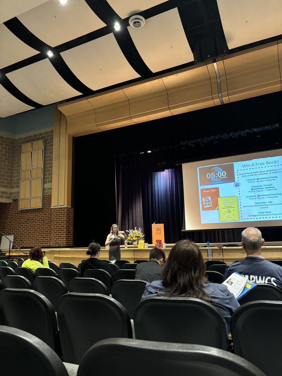 Conscious Classroom Management 🧠👩🏽‍🏫
@ConsciousTching