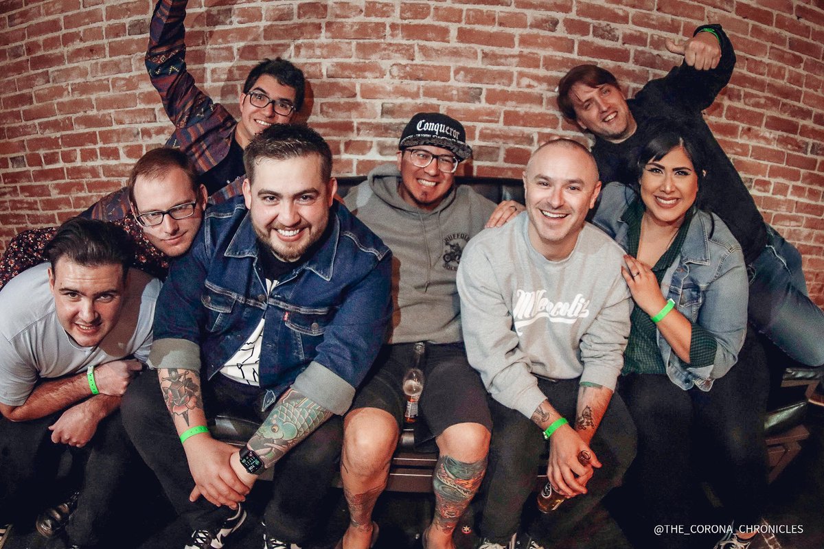 Be sure to check out this week’s episode with <a href="/RuffoloSoldiers/">The Ruffolos</a> . On The Upbeat is available wherever you get podcasts. #ska open.spotify.com/episode/4jowhz…