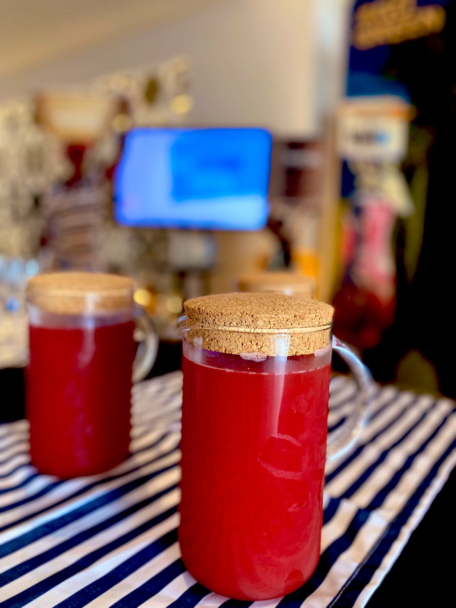 Bagsey_it's tweet photo. Thankyou to our #membersandowners at #saharasunset for joining us in a refreshing strawberry Daiquiri. What a great turnout! https://t.co/Ilr2mjkL6D