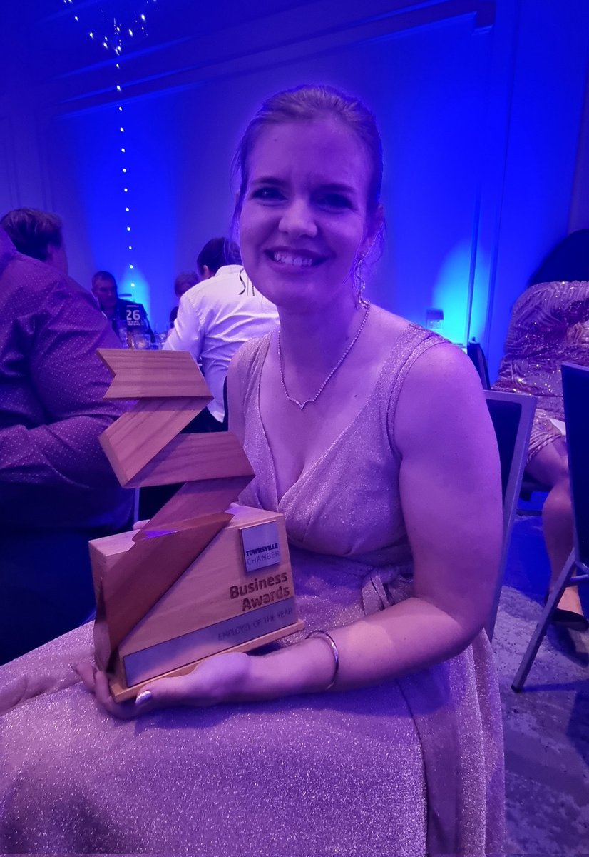 So excited as Mel Olsen, ReefWorks Project Director, AIMS, is awarded the "Employee of the Year" in the Townsville Chamber Raising Regions 2024 Business Awards #townsvillechamber