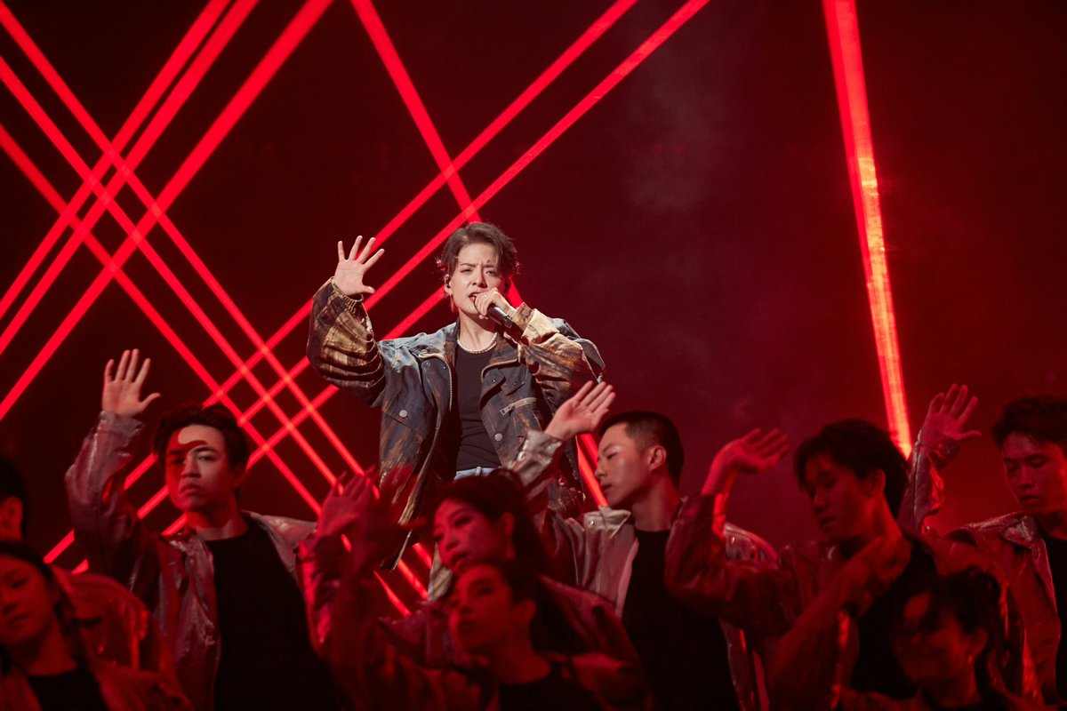 amberroyalcom's tweet photo. 20240809 Amber Studio Weibo Update 

@amberliu Hello BerBer🧡💛

#AmberLiu 
#刘逸云 https://t.co/bw9kNHXNAK