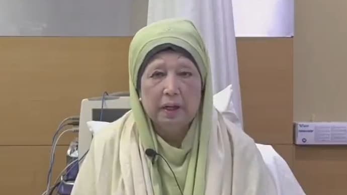 NewsAlgebraIND's tweet photo. BREAKING NEWS 🚨 Begum Khaleda Zia's party said that mutual cooperation between India & Bangladesh is difficult as India is helping our enemy Sheikh Hasina.

Khaleda Zia is considered as Pro Pakistan & Anti Hindu.

In 1991, when she was PM she had said "We do not want to see the rise of any major power in this region, because it will disturb the peace and balance in this region"

Khaleda Zia's party asks India to not give shelter to Sheikh Hasina.