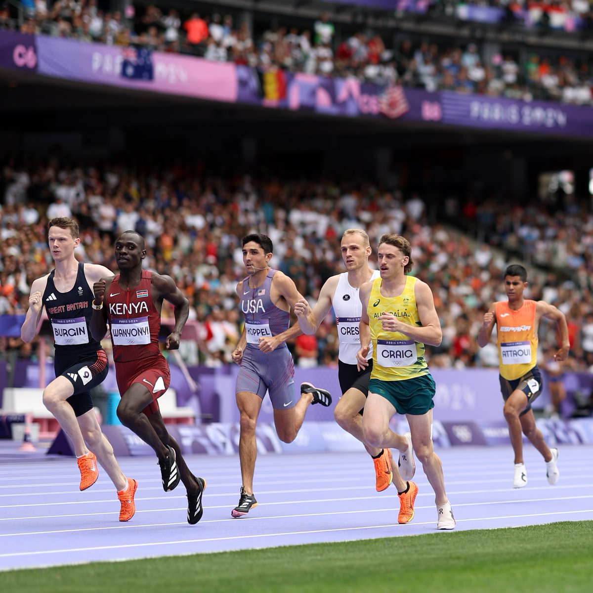 Teenager Peyton Craig has delivered in the men's 800m Olympic semi-finals, posting a personal best of 1:44.11!

#AllezAUS | <a href="/AthsAust/">AustralianAthletics</a>