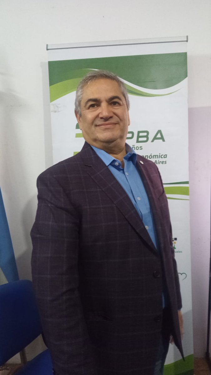 Cepba's tweet image. Hoy a las 8,10 hs el presidente de @cepba @pcepba saldrá al aire en programa "Entre Amigos" que se emite por Late 93.1 y Agenhoy Radio 97.7