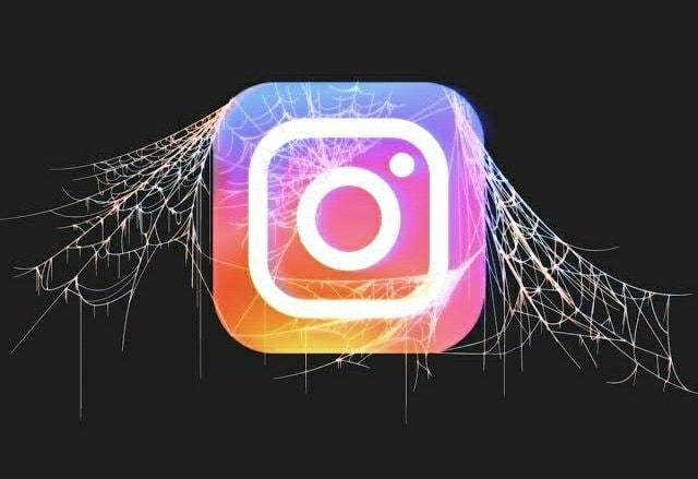 Tam 1 hafta oldu.
Avrupa Birliğine girme hayalleri kuran Türkiye, Avrupa'nın en çok kullandığı sosyal medya platformu Instagram'ı yasakladı.

#erişimengelinikaldırın
