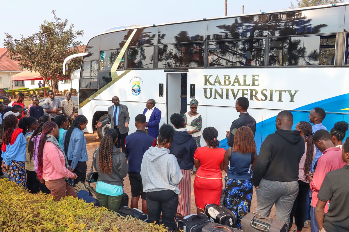 kabuniversity's tweet photo. KAB Medical Students under their Association @KUMSAOfficial have been flagged off by the Vice Chancellor @jckwesiga. They will be joining other medical students under the Uganda Medical Students Association @OfficialFUMSA for a medical camp in Moroto. Safe trip! https://t.co/6NjNgBPIBA