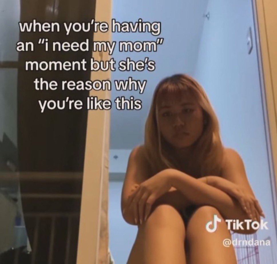 MissChessie tweet media