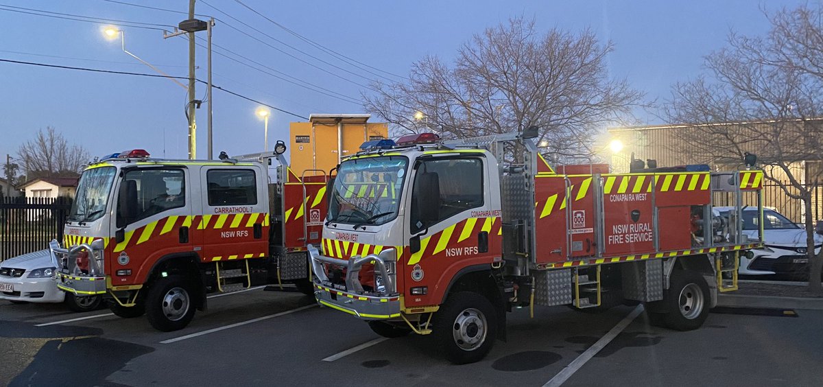 nywlek's tweet photo. A pleasure to represent Commissioner Rob Rogers AFSM at the NSW RFS - MIA District Award Cermony. With years of service ranging from 10 to over 70, many of these volunteers have dedicated a significant portion of their life to protecting others, and for that we say thank you. https://t.co/5ZQNteBSdD