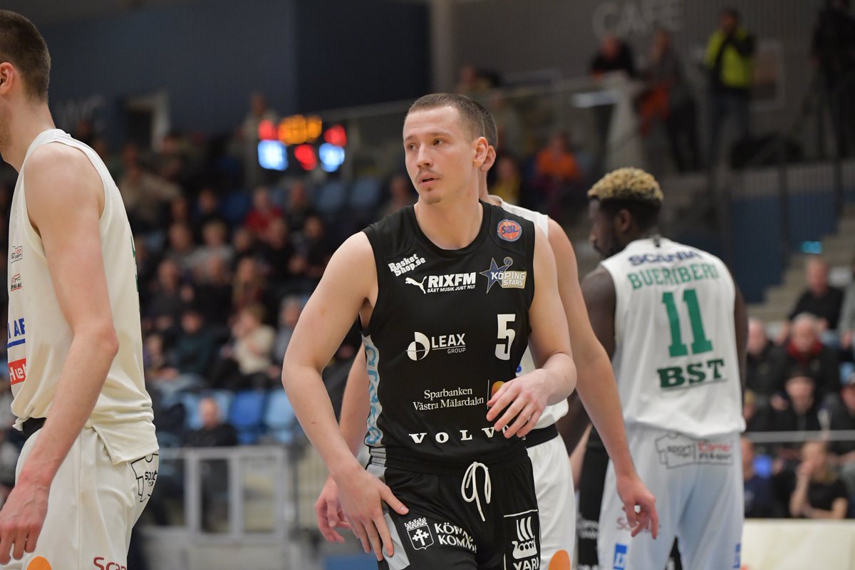 Stort tack Erik och stort lycka till i Alvik🌟
Erik Flood har valt spel med Alvik Basket kommande säsong.