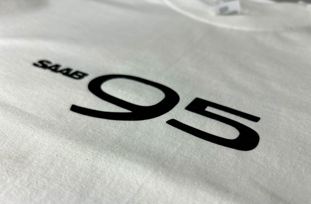 Summer Sale – Saab T-Shirt Collection 2024! We've reduced the prices by 25% because the 2024 collection is due to be  released, and maybe next year we'll continue with new, surprising  designs. saabblog.net/2024/08/08/saa…