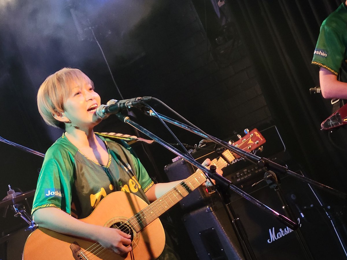 WildSideTokyo's tweet photo. 続いてはばんゆうき(阪神タイガース)！
キャンプはもちろんチームのほぼ全ての日程を追う筋金入りのトラキチ！
入場は当然六甲おろし(バースVer.)！

透明感と清涼感溢れる、近本の走りのように美しい歌声、岡田監督聴いてますか！2年連続首位、行けちゃうかも！ https://t.co/I0uYrybfhL