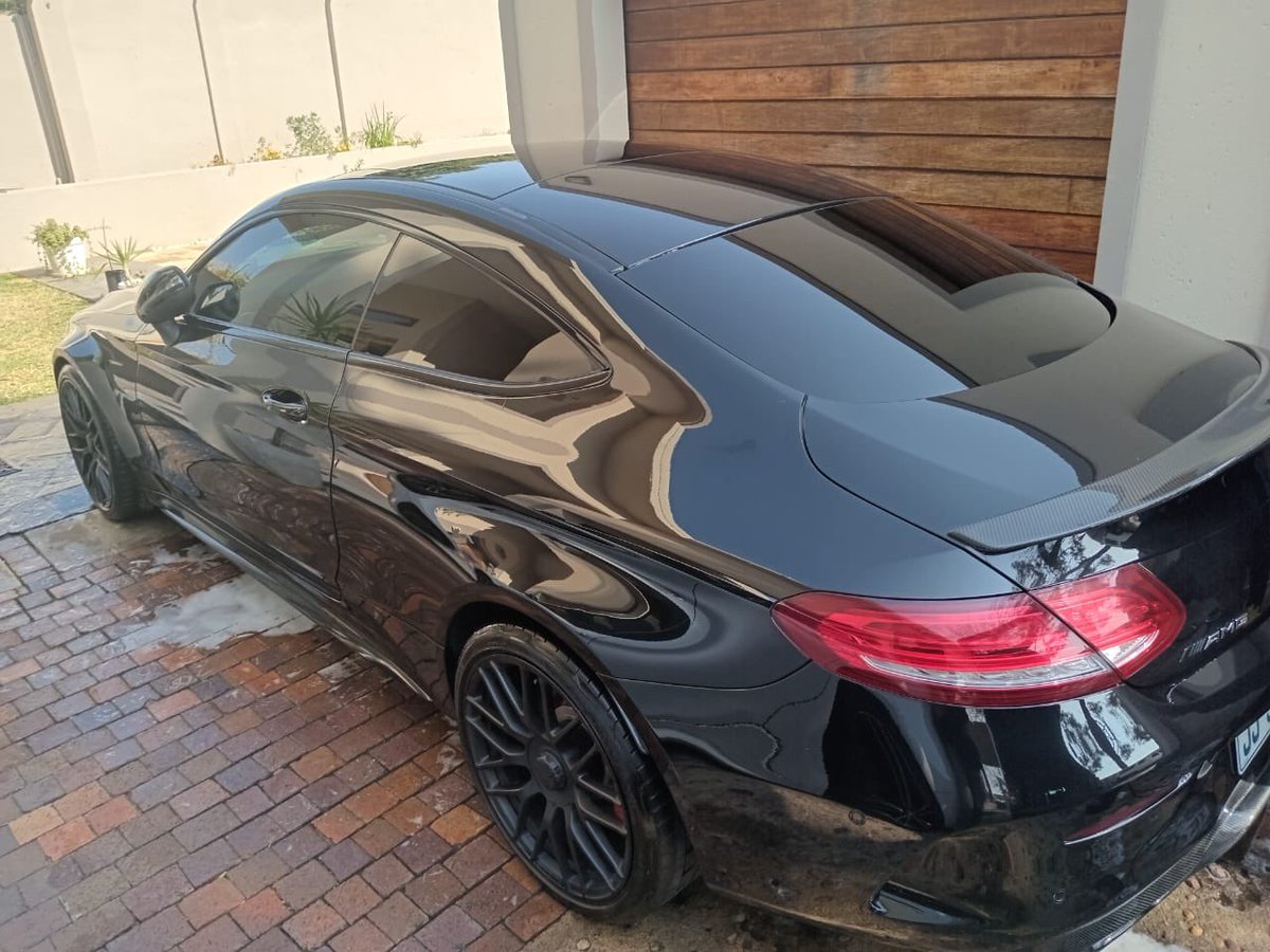 MowashZA's tweet photo. A Premium Service that comes to you. #Mowash https://t.co/TvJKCQxzmE