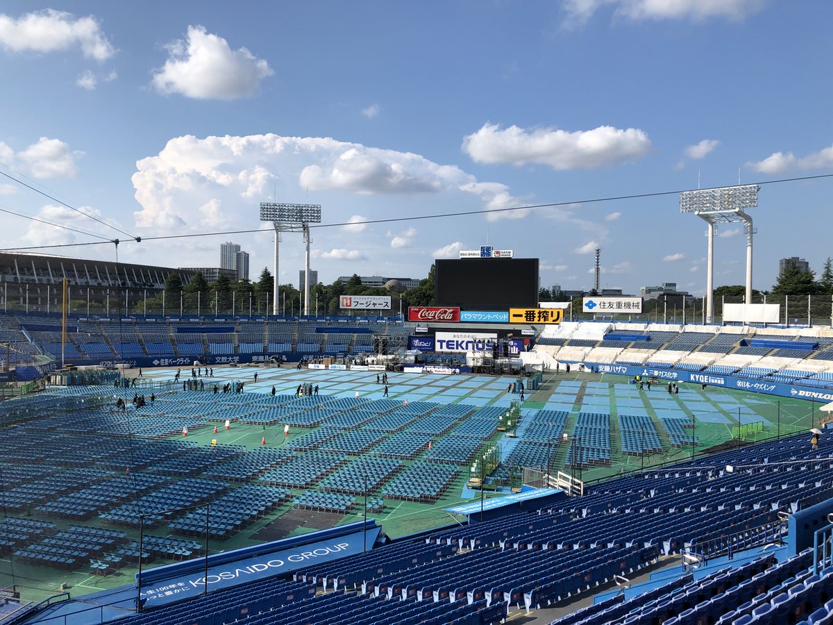 神宮外苑花火大会 SS席 神宮球場