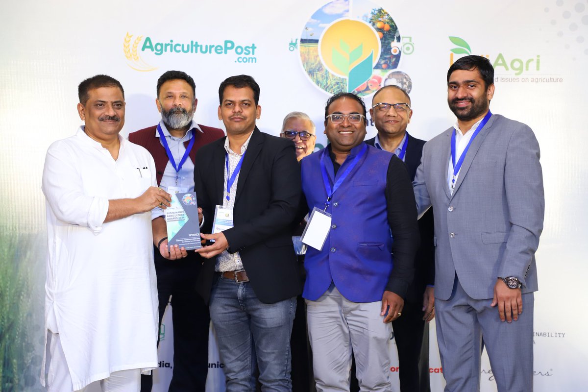 Indiagri's tweet image. #SustainableAgriSummitAwards2024

Syngenta Foundation India (SFI) receives the GreenHarvest Innovator Award for promoting environment friendly practices in agriculture.

Congratulations &amp;amp; best wishes 💐

@SyngentaIND @SyngentaFDN

#SustainableAgriculture #FarmingforFuture