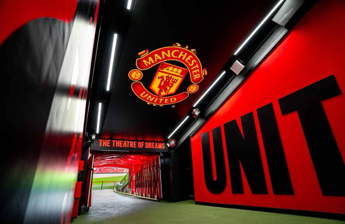UtdFaithfuls's tweet photo. 🚨📸 - Old Trafford's new tunnel.

BEAUTIFUL!! 😍♥️ https://t.co/9MDzBaN2jv