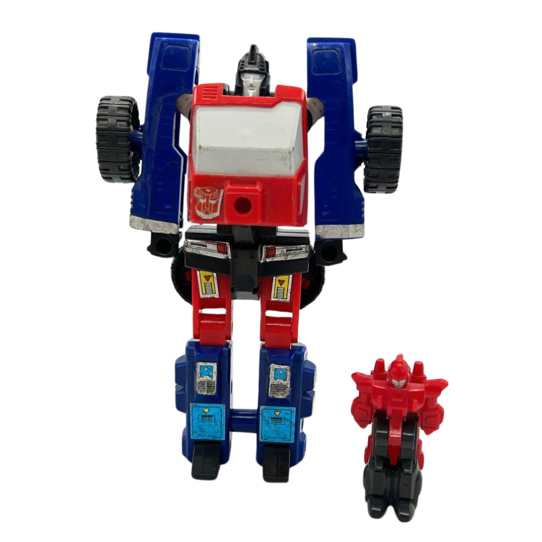 LoftToy's tweet photo. Transformers G1 Crosshairs &amp; Pinpointer #g1transformers #transformers #lexistoyloft #vintagetoys #g1transformerstoys #crosshairs #pinpointer #robot #transform #autobot #targetmaster https://t.co/bQuhwDdTGU