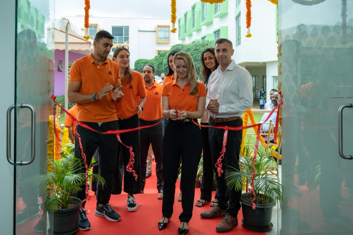 Stonehill IS tweet media