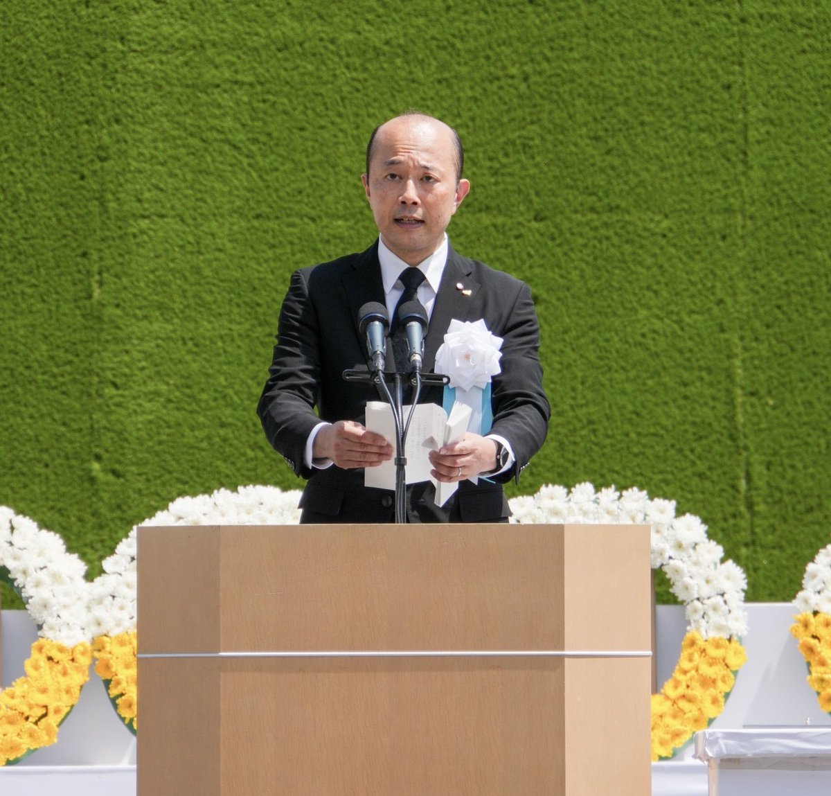 8月９日、79回目の原爆の日。大変な暑さの中、多くの方にお支え頂き、平和祈念式典を滞りなく挙行できました。原爆犠牲者をともに悼み、世界恒久平和への思いを共有して下さった方、式典の円滑な運営のためにご協力下さった方、献身的に対応してくれた職員各位。すべての皆様に対して、心から感謝申し