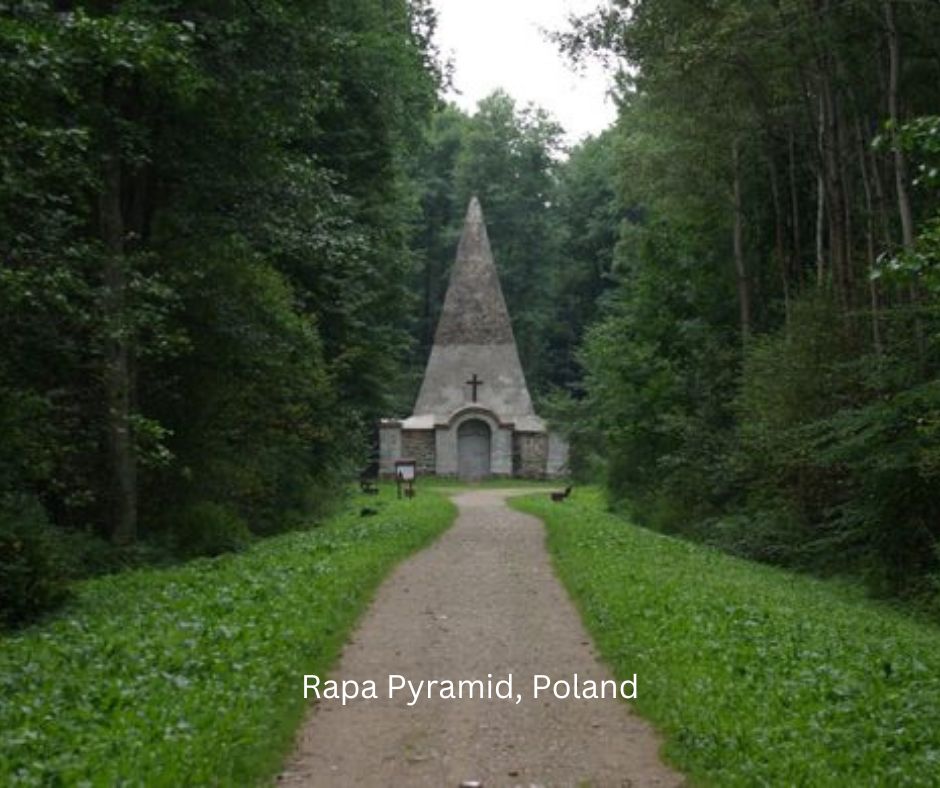 issegyptomania's tweet photo. If you haven't got any plans this coming Sunday why not join folks over at the ISSE conference, as they explore the burial pyramids of Poland, metaphorically speaking. Expertly guided by Anastasija Goliewskaja, who will discuss both design and histories of such Polish marvels. https://t.co/U77gtW2ssl
