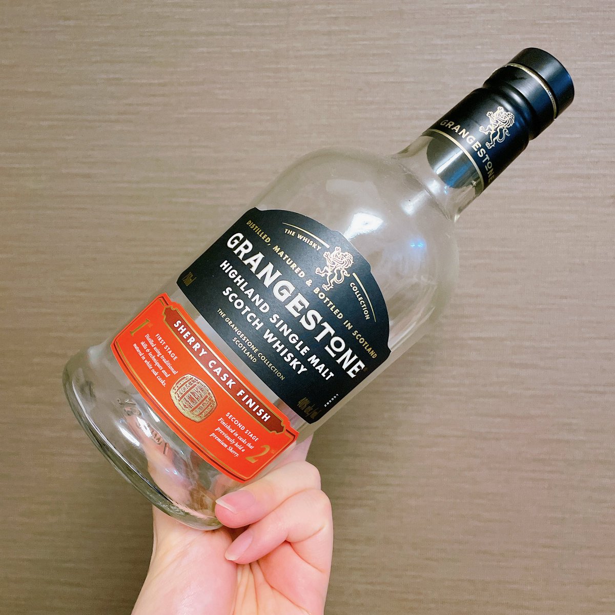 VARCUEID's tweet photo. こんばんはー

仕事終わって明日から連休！

というわけで本日はグレンジストン完飲！

この子は、、、割と飲み切るのかかったなぁ、、、

何はともあれ、ご馳走様でした♪ https://t.co/DTXNlPkZnj