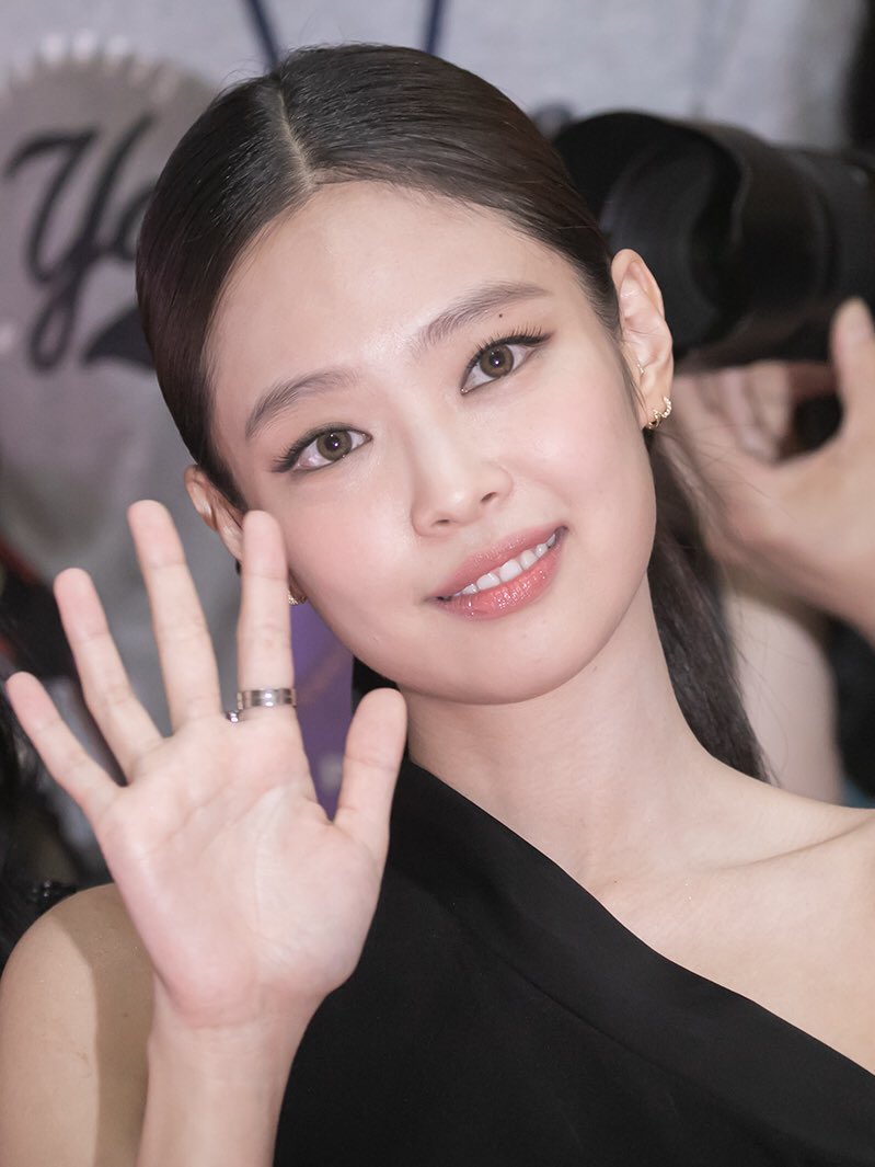 vienrubyjane_'s tweet photo. I really like the hashtag { #jennierubyjane𓃵 } IN LOVE WITH THIS HASHTAG 🩵
By the way welcome in my #RUBYLAND ✨
Ⓒ @/jnsource - @/TSN_PHOTO https://t.co/31W5ATd6m2