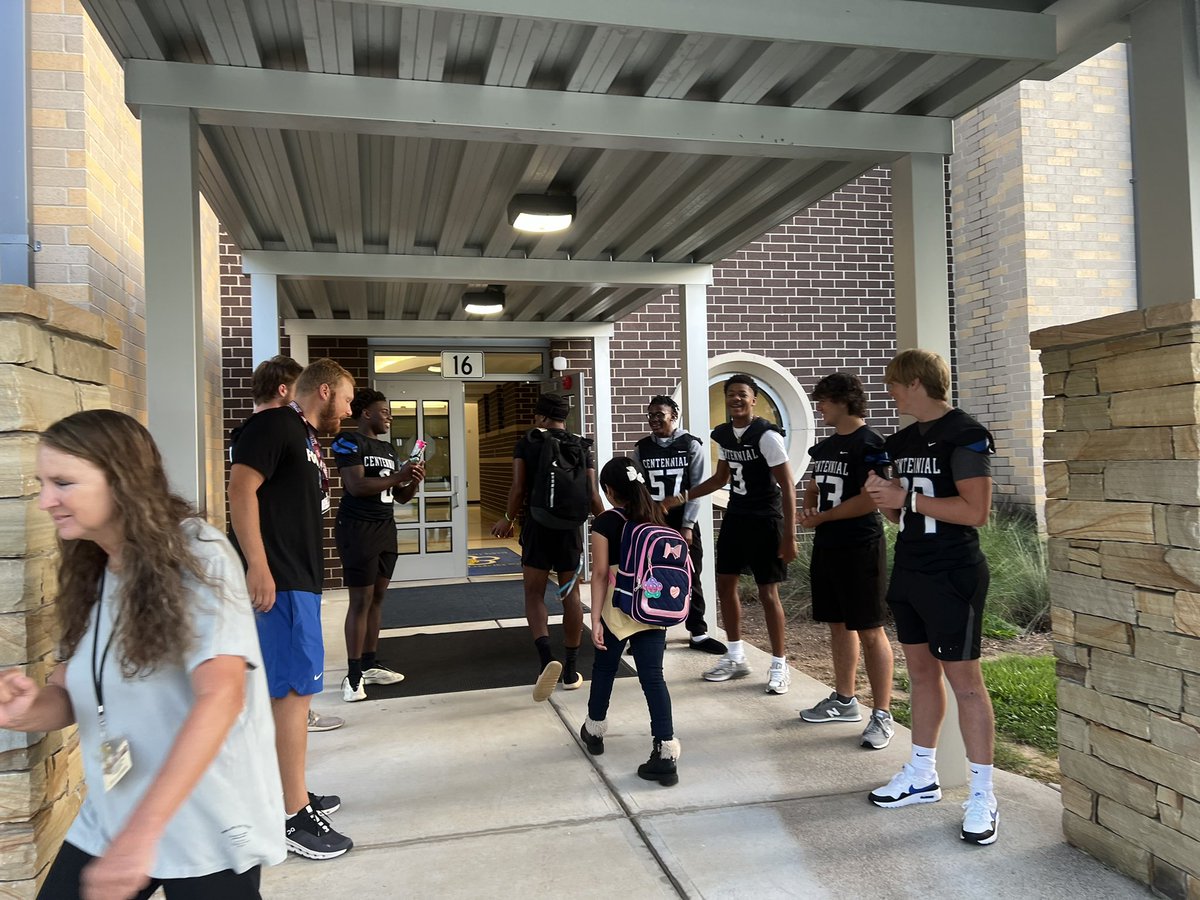 N. Boyd (@msboydejes) on Twitter photo Thanks so much to our <a href="/CHSKnightsFB/">Centennial Football</a> players for greeting our jaguars in style! We appreciate the support and engagement!! 💙🖤💙<a href="/opieblackwell/">Opie Blackwell, Ed.D.</a> <a href="/Stafford_EJAP/">Amanda Stafford</a> <a href="/FultonZone5/">Angela Parham</a> @CJ_FCS_COS Thanks so much to our <a href="/CHSKnightsFB/">Centennial Football</a> players for greeting our jaguars in style! We appreciate the support and engagement!! 💙🖤💙<a href="/opieblackwell/">Opie Blackwell, Ed.D.</a> <a href="/Stafford_EJAP/">Amanda Stafford</a> <a href="/FultonZone5/">Angela Parham</a> @CJ_FCS_COS