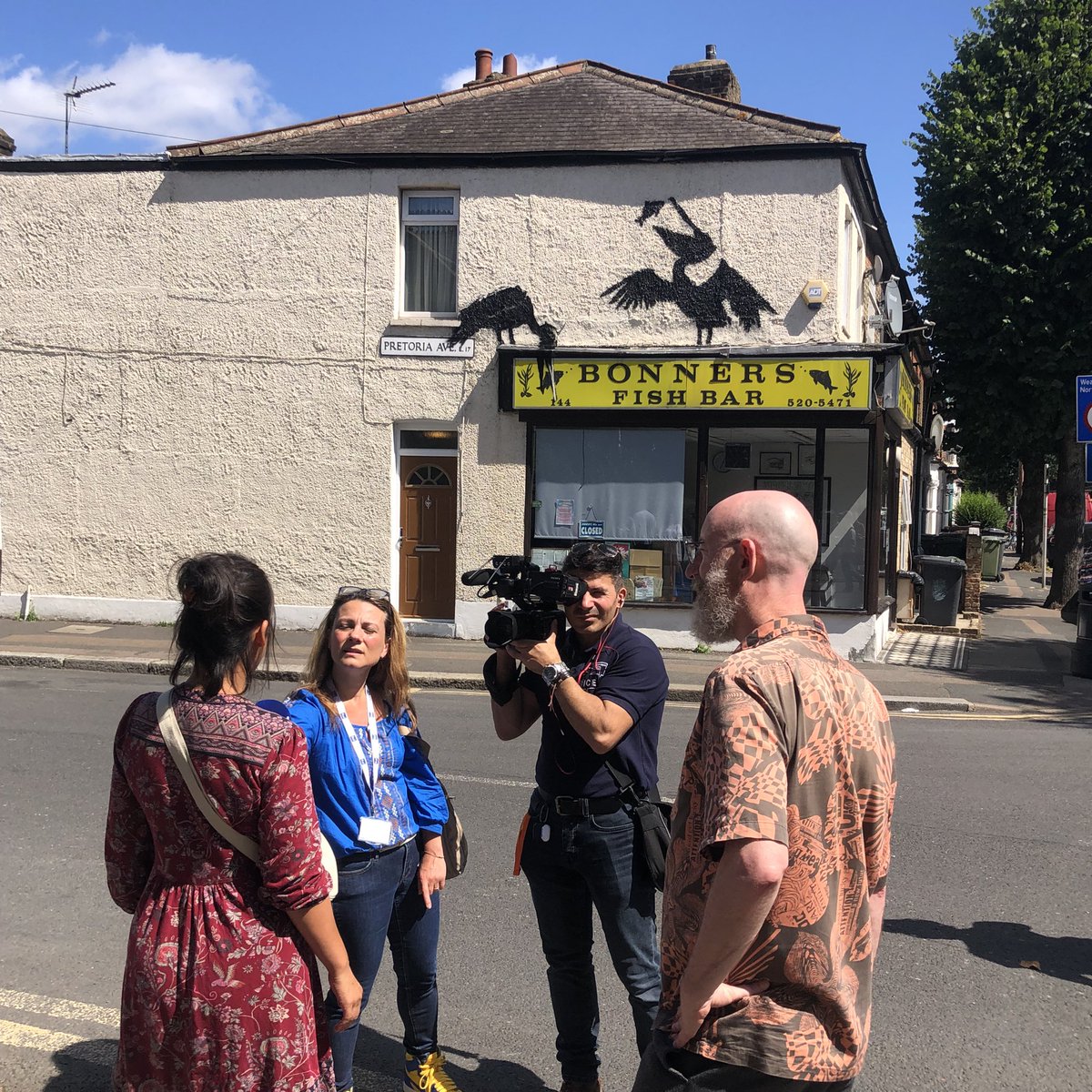 Apparently the owner of the Fish Bar is on holiday - imagine checking the news and seeing your chippy making international headlines! 😂 Italian TV interviewing this local… much speculation about whether it’s the real deal or not. Quite a fun crowd here!