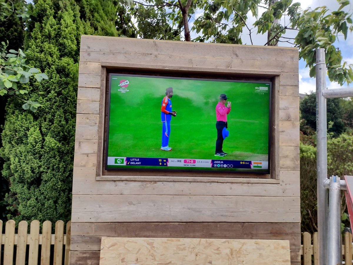 5A5DIGITAL's tweet photo. Large Outdoor TV Installations https://t.co/r6eDTk4fBo