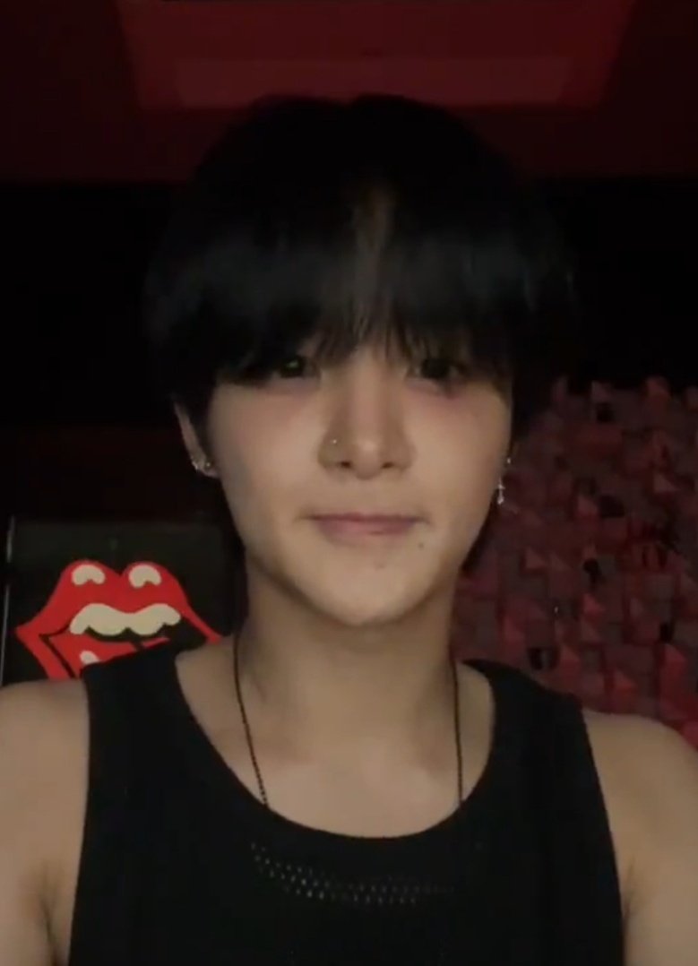 __aisuyu's tweet photo. ((  .⋆✧︎.*⋆❁*.  #요시  ---  #지훈  ⋆.˚✶⋆✮*｡ﾟ )) https://t.co/2G4DFxxwsU