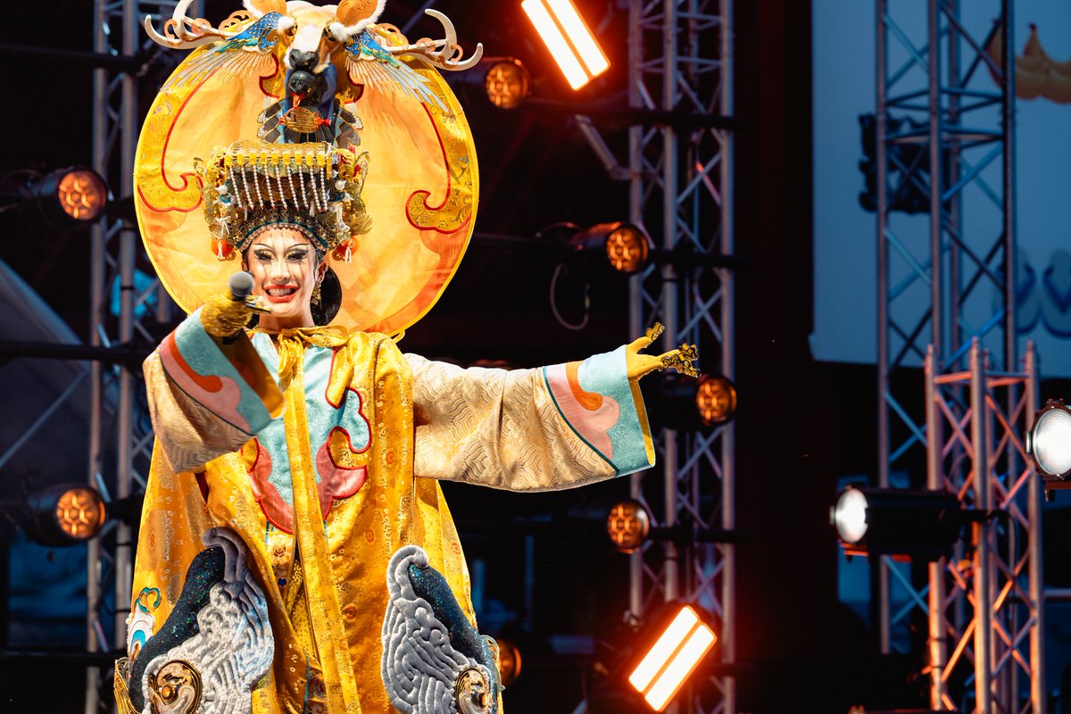MOFA_Taiwan's tweet photo. .@66wind99 Nymphia Wind is wowing #Paris2024 Cultural Olympiad with 3 fierce days of Formosa Follies! Matching #France’s🇫🇷 liberty, equality, fraternity &amp; raising it with #Taiwan’s🇹🇼 openness, inclusivity, diversity does us proud! 🏳️‍🌈The Haus of Wind slays! (📸 @CulturalTaiwan) https://t.co/vzOm6Qos2Z