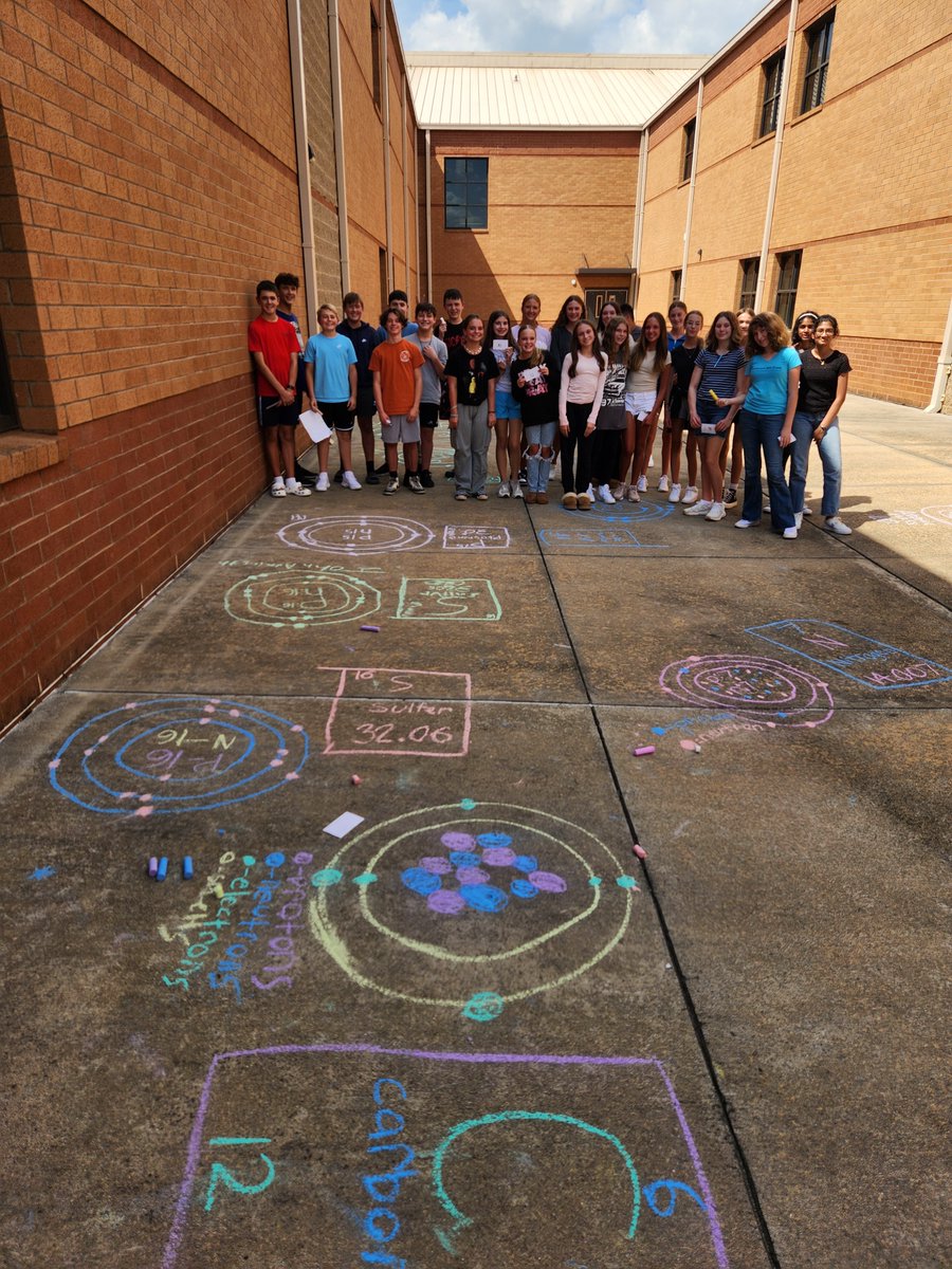 drms_chiefs's tweet photo. Students in Ms. Harper's Physical Science class demonstrated their understanding of atomic structure! #ItsGreatToBeAChief #BeTheChange #GoChiefs #CCSDfam #DRMScares #DRMSstem https://t.co/FTF7LPGVvK