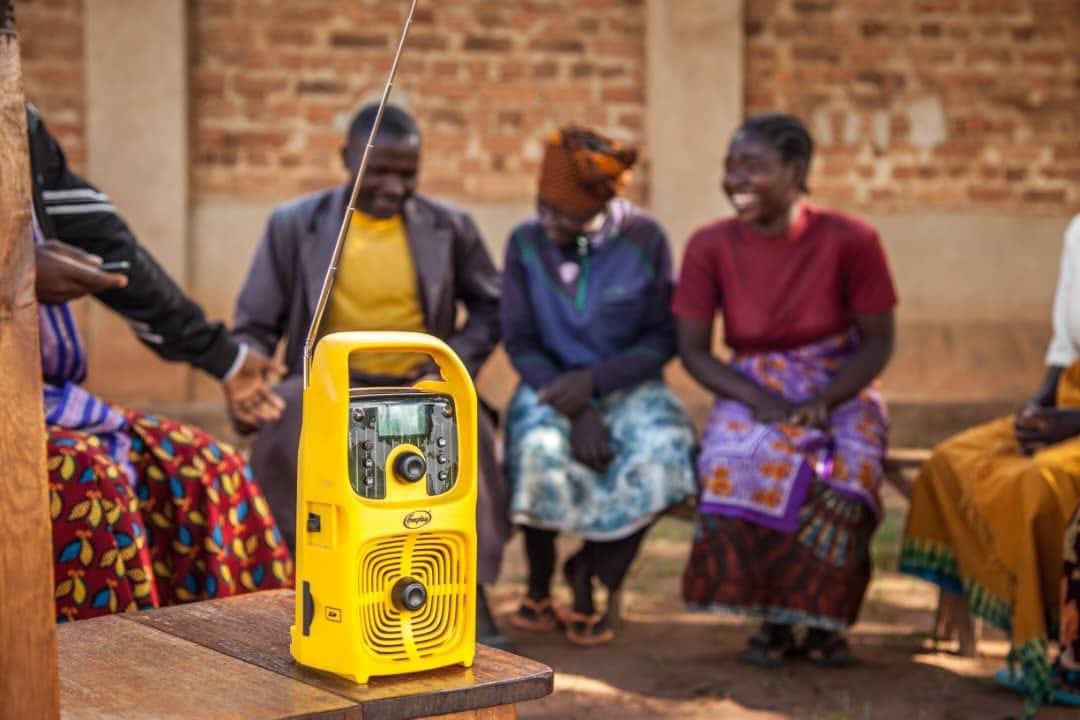 farmradiogh's tweet photo. The Power of Timely and Accurate Information!

In farming, having access to up-to-date and precise information can make all the difference in boosting yields and improving production quality. Unfortunately, many women smallholder farmers miss out on innovative techniques just https://t.co/ucXWzHHJWK