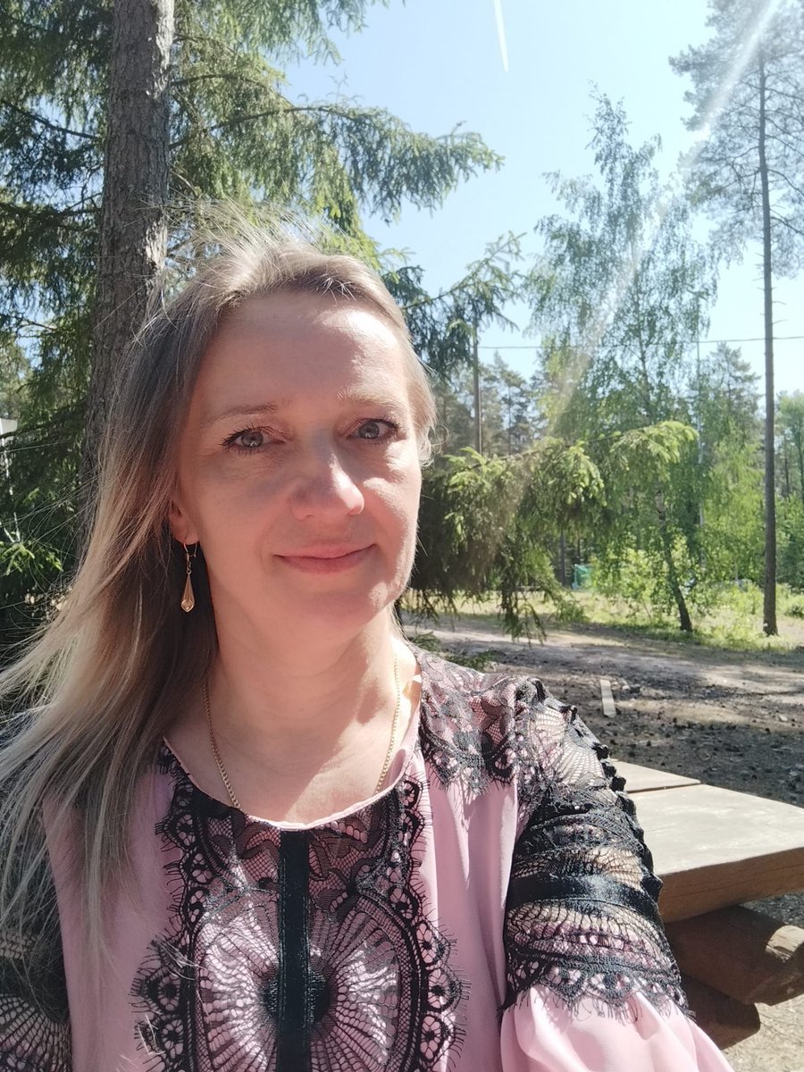 Careerialaiset's tweet photo. Puolalainen Urszula löysi kotoutumiskoulutuksen kautta polun ammatillisiin opintoihin, työssäoppimaan ja töihin.

Lue Urszulan tarina: https://t.co/7pS5iAc0z7 https://t.co/V9xO0PXTll