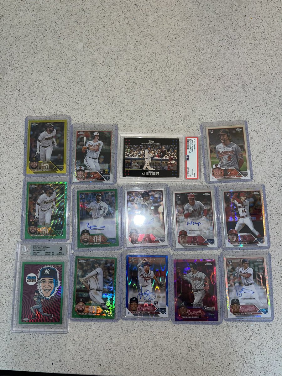 holtzycards's tweet photo. @TheShop_CC All available https://t.co/JcIGz6AOhI